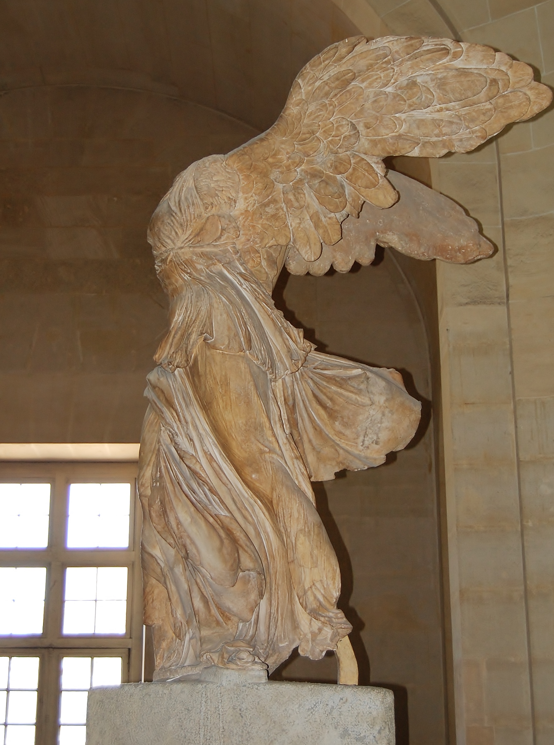 Louvre Museum, Winged Victory of Samothrace, also called the Nike of Samothrace, 2nd-century BC marble sculpture of the Greek goddess Nike (Victory), Paris, France Le splendide voyage